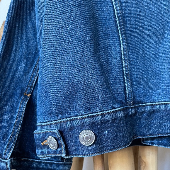 BALENCIAGA
Oversized embroidered faded denim - Picture 10 of 15